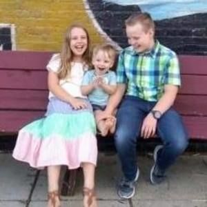 Meet your Posher, Sara